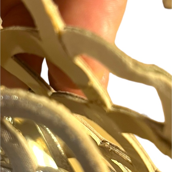 Vince Camuto Fontanela Gold Shimmer Back Zip Open Toe High Cage Heel 7.5 - Picture 8 of 8